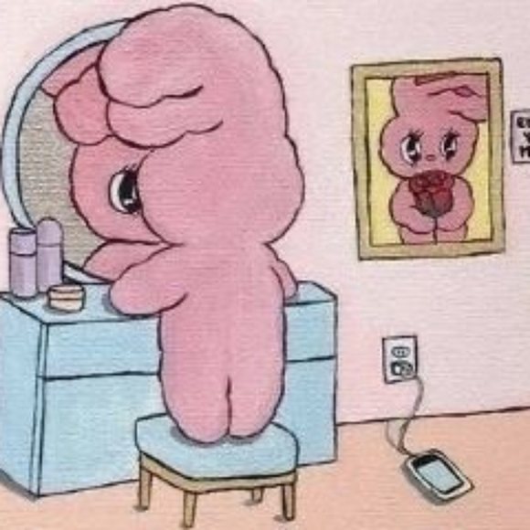 Meet your Posher, Holly - Picture 4 of 4